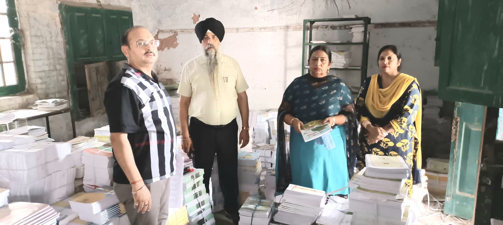 The District Education Officer inspected the block office